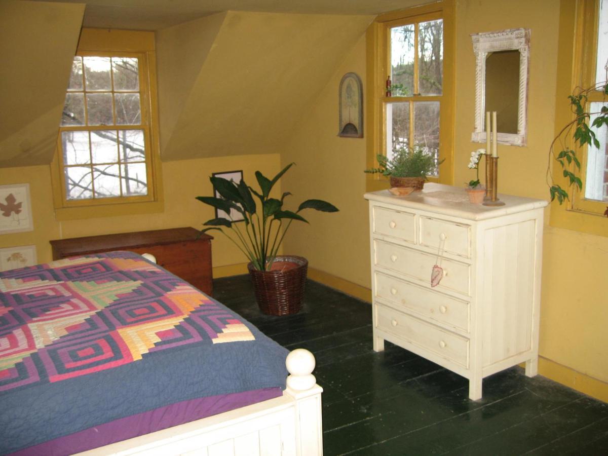 Bed and Breakfast Private Setting On Country Farm Near Rhinebeck Clinton Corners Екстер'єр фото